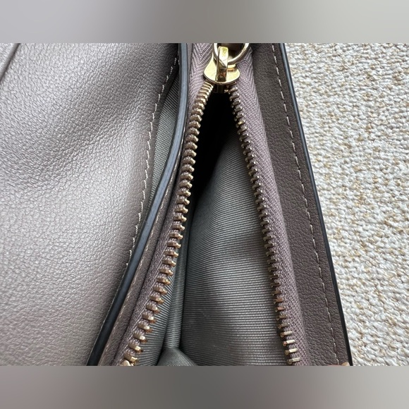 Gorgeous Valentino Garavni Rock stud compact wallet second hand - Picture 10 of 10